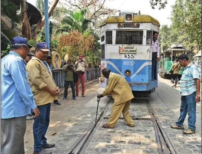 GREEN FUTURE ON HERITAGE TRACKS