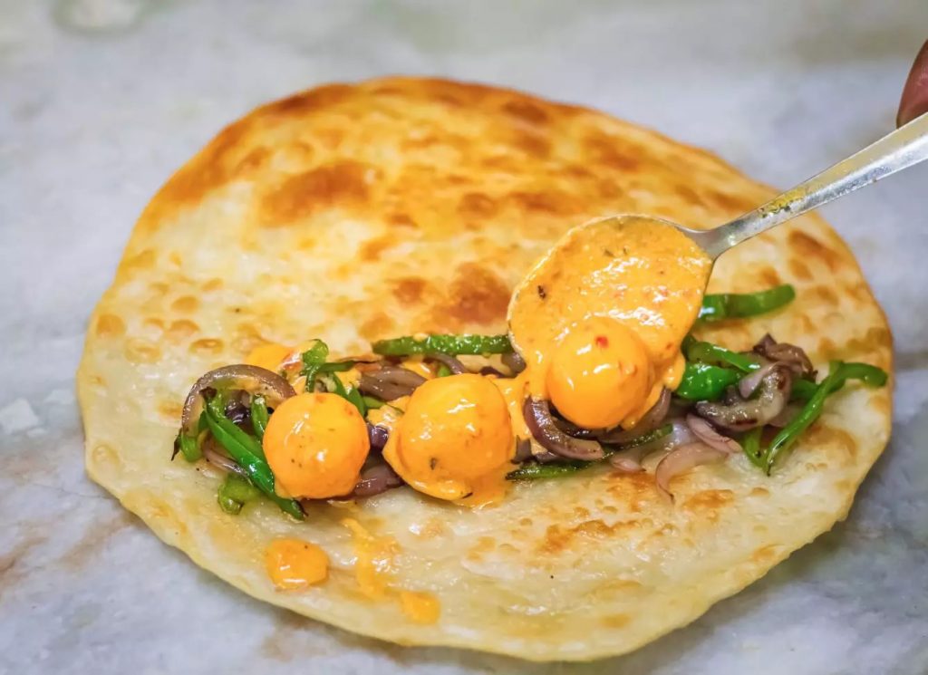 Lonka cha and rosogolla roll — Kolkata's best viral street foods